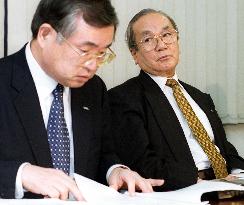 Mycal to cut 410 bil. yen debts, 2,700 jobs in 3 years